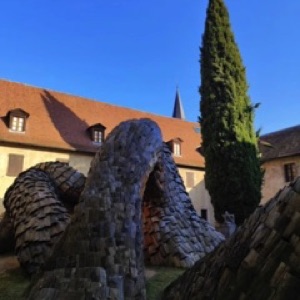 Petit tour de Grenoble : le fort de la Bastille, le musee dauphinois et les peintures de Georgette Agutte.#grenoble